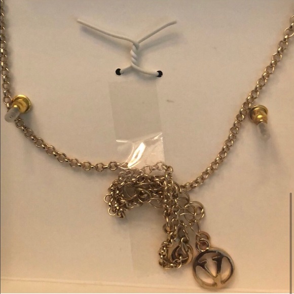 Joan Vass New York Necklace & Earring Boxed Set - Picture 4 of 4